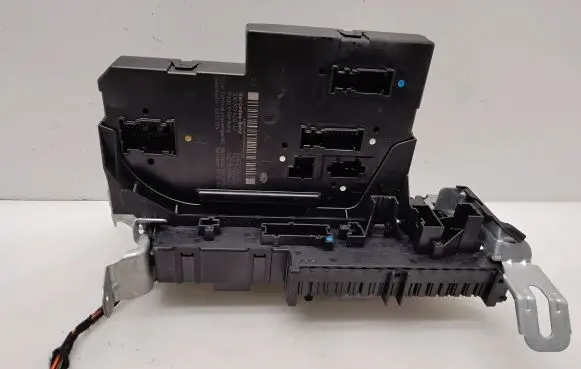 Mercedes-Benz E W212 SAM control unit 5DK009620 2129004901 2129015001
