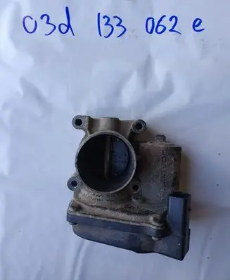 Volkswagen Fox Throttle valve 03D133062E