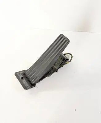 BMW X3 F25 Accelerator throttle pedal 6789998 1801111762A