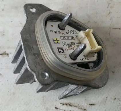 Volkswagen Arteon LED ballast control module 90118049