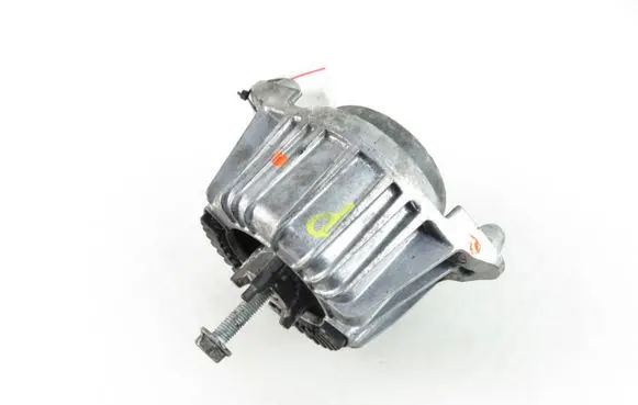 Mercedes-Benz E W212 Engine mount vacuum valve 