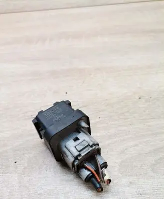 Toyota Auris 150 Glow plug pre-heat relay 2861067010