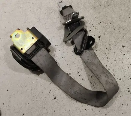 Renault Scenic I Rear seatbelt A509279