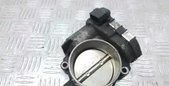 Volvo S40 Throttle valve 30711552