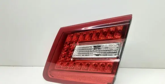 Mercedes-Benz E W212 Tailgate rear/tail lights