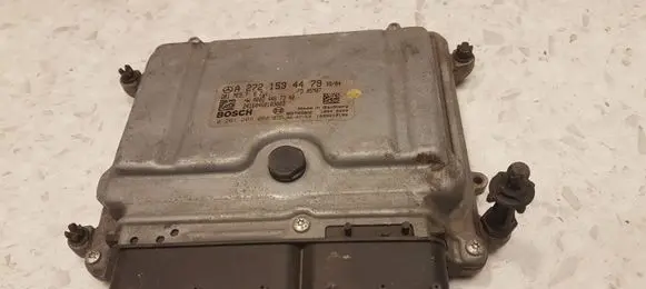 Mercedes-Benz E W211 Engine control unit/module 0261209068 A2721534479