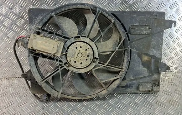 Ford Mondeo Mk III Electric radiator cooling fan 0130303923
