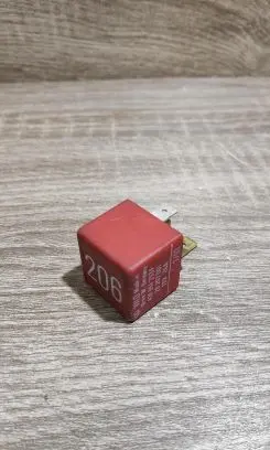 Volkswagen Golf III Other relay 431951253f
