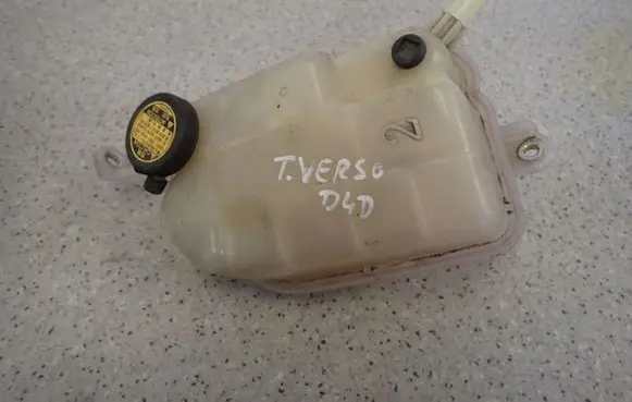 Toyota Verso Coolant expansion tank/reservoir 