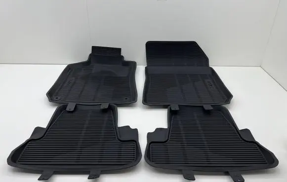 Peugeot 308 Front floor mat 1611769280