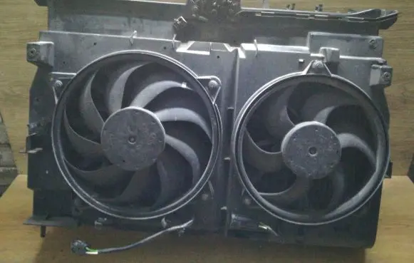 Peugeot 807 Radiator support slam panel