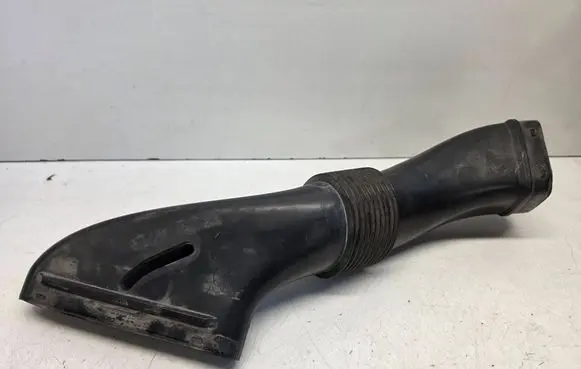 Volvo V70 Air intake duct part 8638624
