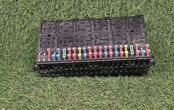 Volkswagen Vento Fuse module 357937039