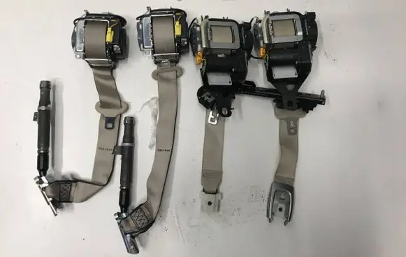 Mercedes-Benz S W222 Set of seat belts A2228605100 A2228604900