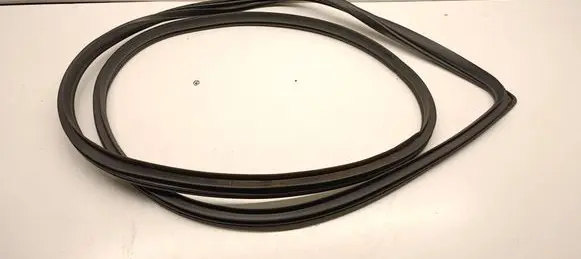 Hyundai Tucson TL Front door rubber seal 