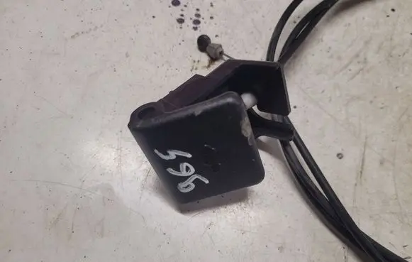 Mazda 5 Engine bonnet (hood) release handle