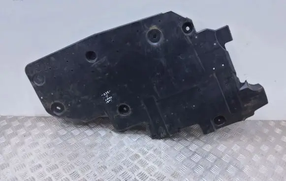 Peugeot 3008 II Rear underbody cover/under tray 