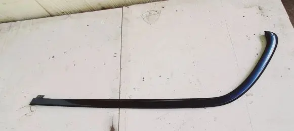 Mercedes-Benz E W210 Rear side glass trim A2106701208