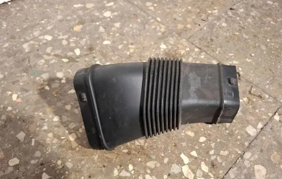 Volvo V60 Air intake duct part 70368440