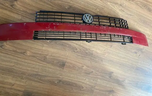 Volkswagen Transporter - Caravelle T4 Front grill 701853653 3A0853601