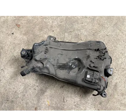 Audi A3 8Y AdBlue liquid reservoir 5Q0131969E 3Q0941329