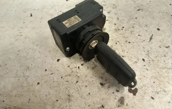 Audi A8 S8 D3 4E Ignition lock 3D0905865E 33300101 9344711115280501