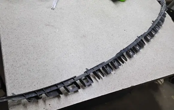 BMW 7 G11 G12 Front bumper mounting bracket 7405564