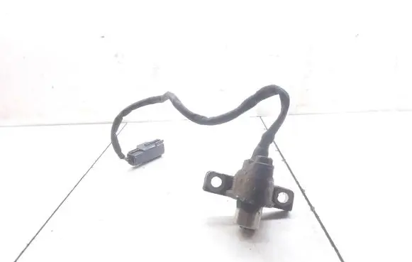 Volvo S60 Crankshaft position sensor 1275599 0296000650