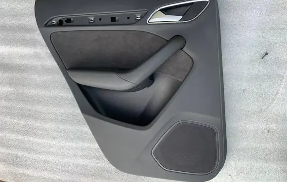 Audi Q3 8U Rear door card panel trim 8u1867305