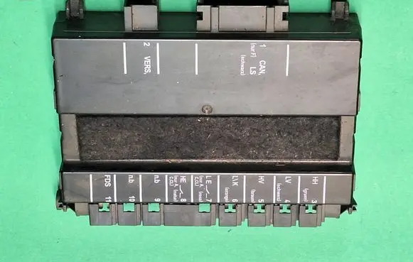 Mercedes-Benz C W203 Seat control module A2118704726 05022332