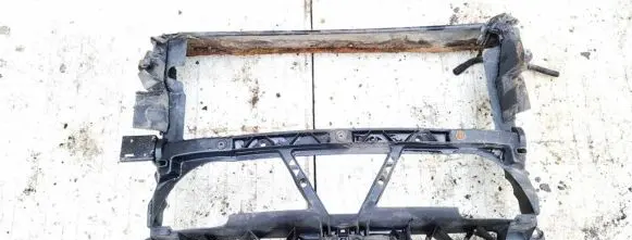Volkswagen Phaeton Radiator support slam panel