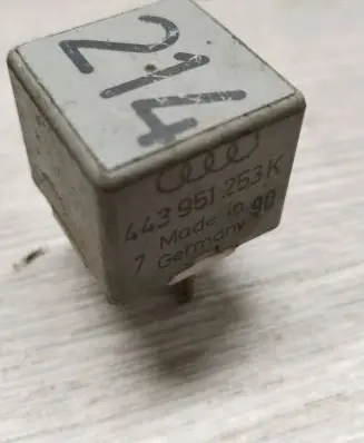 Audi A6 S6 C5 4B Other relay 443951253K
