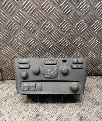 Volvo XC70 Climate control unit 9452368