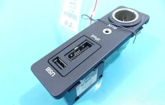 USB socket connector