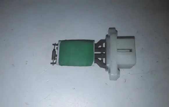 Ford Focus Heater blower motor/fan resistor 3M5H18B647AC