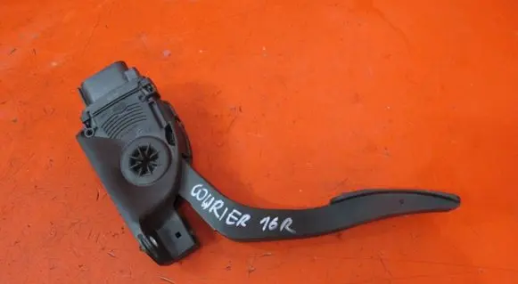 Ford Turneo Courier Accelerator throttle pedal 8V21-9F836-AB