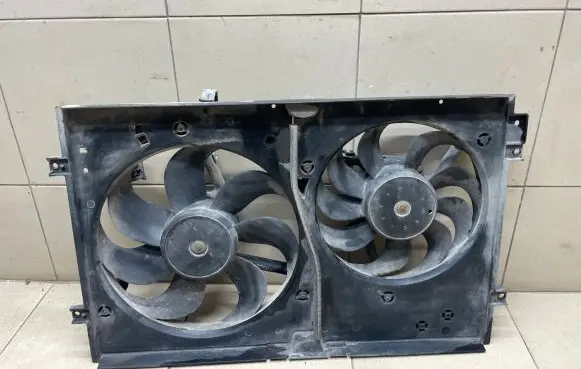 Seat Toledo II (1M) Electric radiator cooling fan 1J0121207M