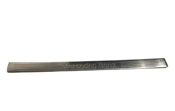 Mercedes-Benz E W212 Front sill trim cover 2126860936