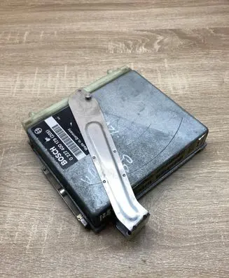 Volvo 850 Engine control unit/module ECU 0227400179 P06842748