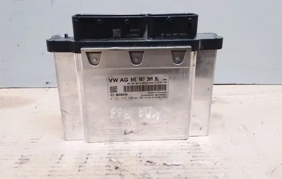 Volkswagen Golf VII Engine control unit/module 04E907309BL 0261S12606