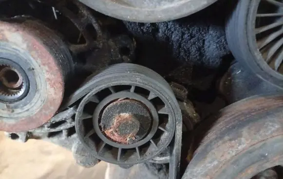 Fiat Doblo Generator/alternator belt tensioner