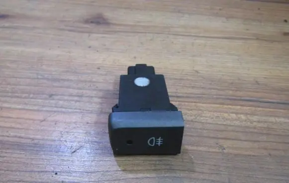 Hyundai Accent Fog light switch 9373025900