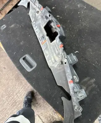 Chevrolet Malibu Top upper radiator support slam panel 22830265