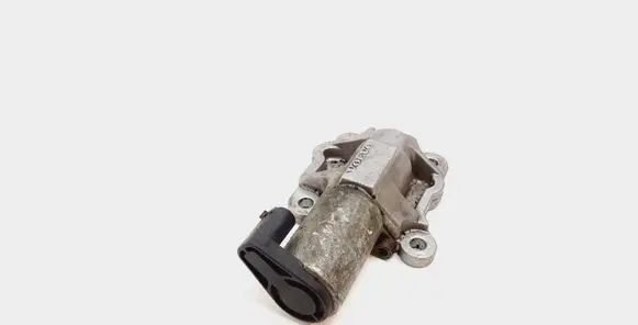 Volvo S60 Camshaft vanos timing valve 8670422