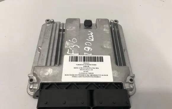 BMW 4 F32 F33 Engine control unit/module 8586540