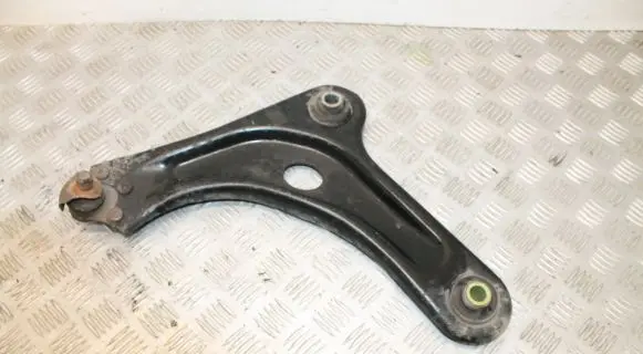 Citroen DS3 Front lower control arm/wishbone