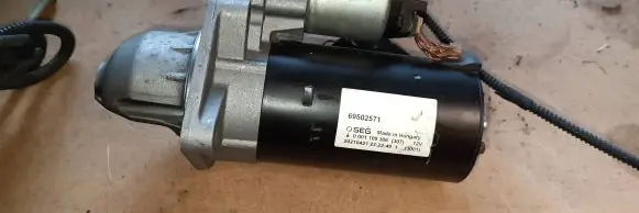 Iveco Daily 6th gen Starter motor 0001109306 69502571 0001109376