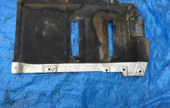 BMW X3 F25 Center/middle under tray cover 7213668