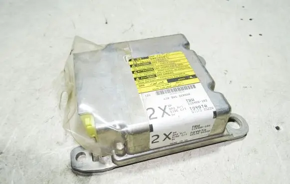Toyota Avensis T250 Airbag control unit/module 8917005220 0917005220