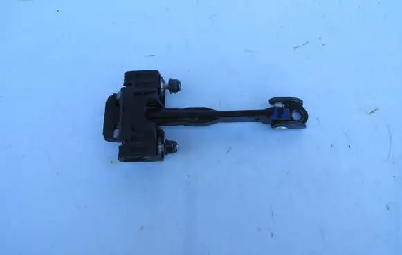 Volvo S90, V90 Front door check strap stopper 31385857